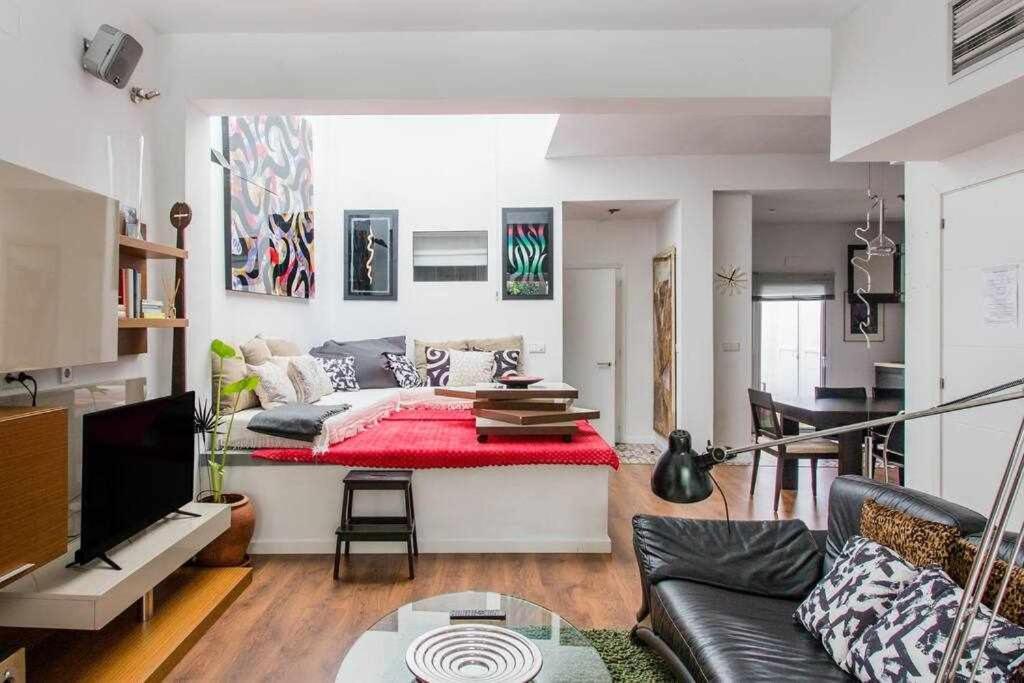 Lujoso Apartamento Con Patio En Triana Sevilla المظهر الخارجي الصورة